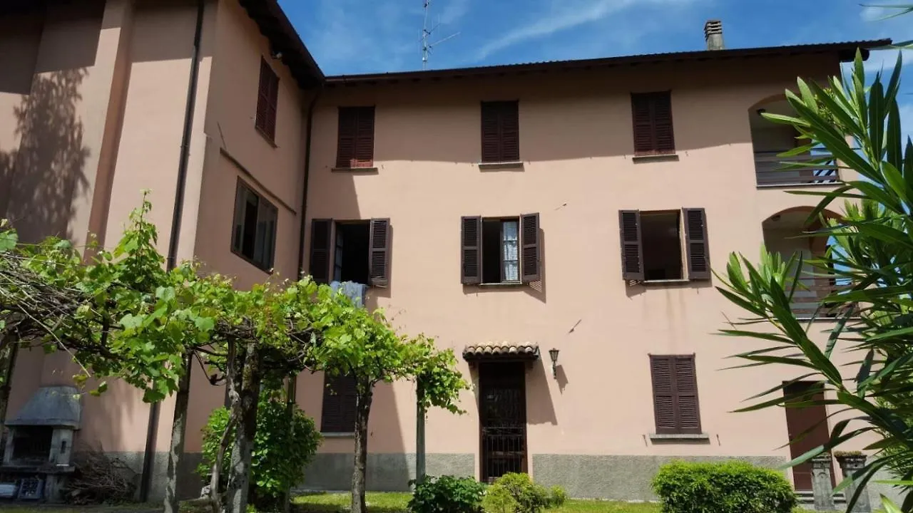 Villa Brotti Claino
