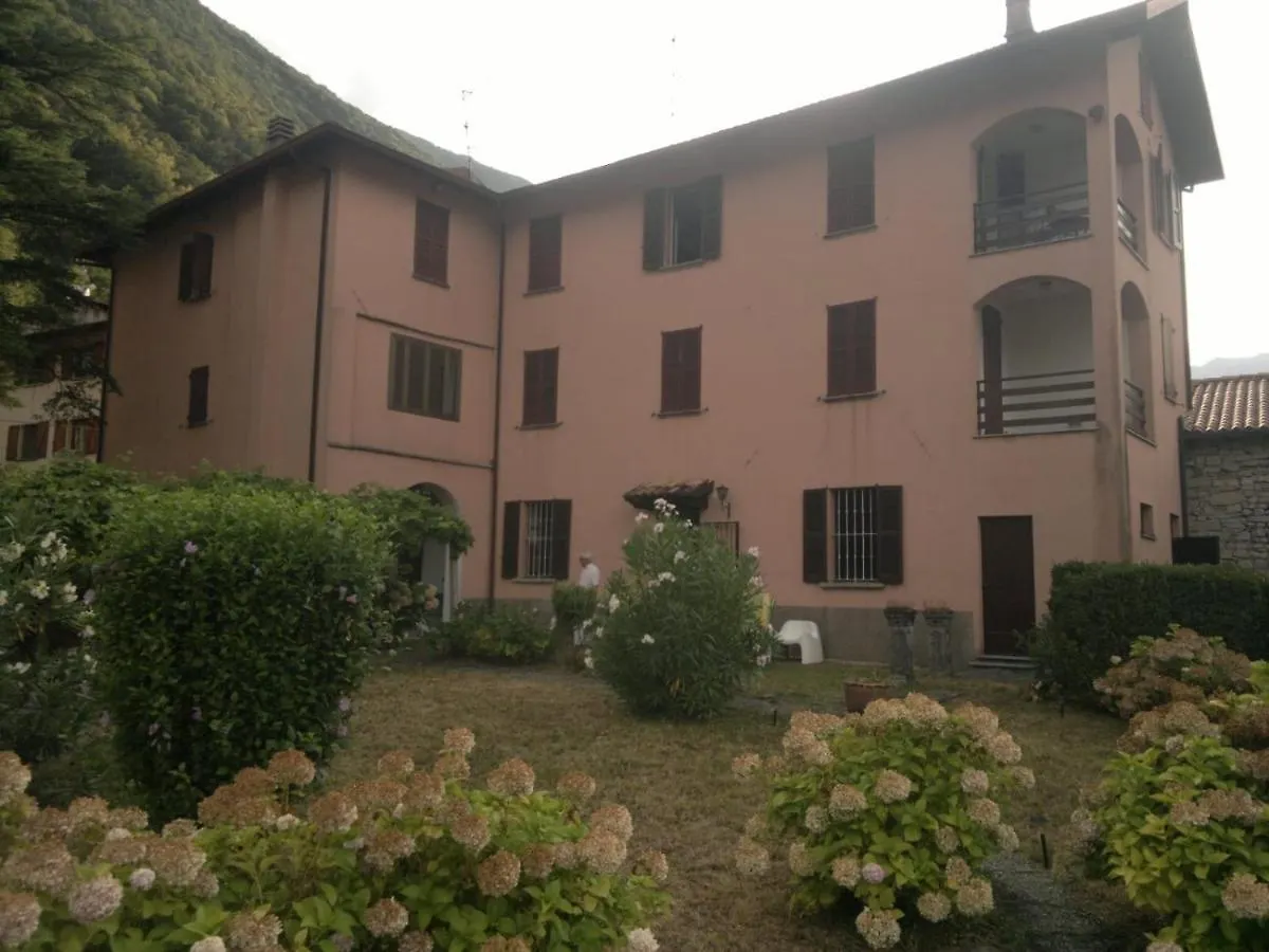 Villa Brotti Claino Italien
